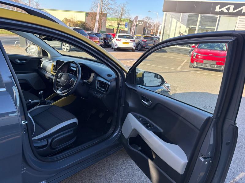 Used Kia Stonic 2023 for sale - 77417147: Photo 16