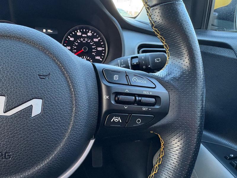 Used Kia Stonic 2023 for sale - 77417147: Photo 17