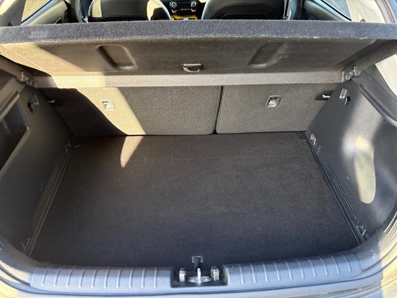 Used Kia Stonic 2023 for sale - 77417147: Photo 8