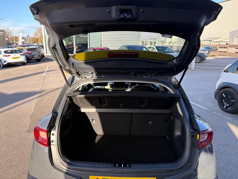 Used Kia Stonic 2023 for sale - 77417147: Photo 9