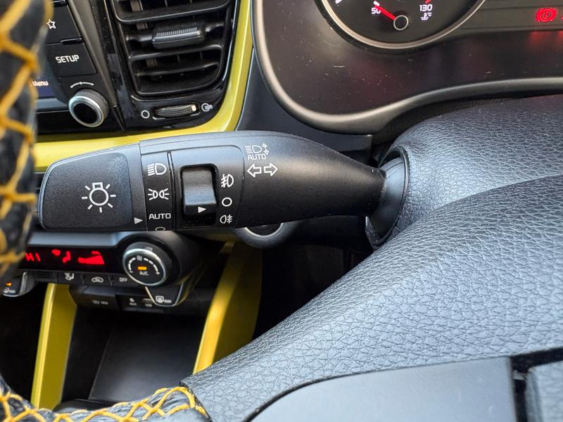 Used Kia Stonic 2017 for sale - 77159208: Photo 10