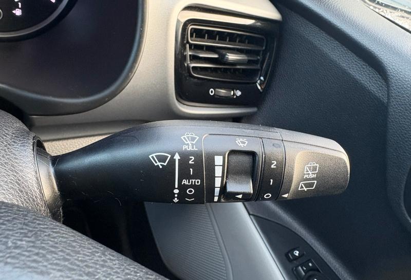 Used Kia Stonic 2017 for sale - 77159208: Photo 11