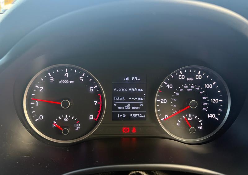 Used Kia Stonic 2017 for sale - 77159208: Photo 9