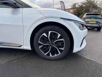 Used Kia EV6 2022 for sale - 76467789: Photo