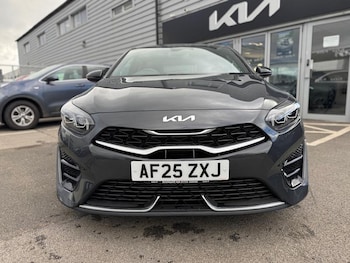 Used Kia Ceed 2025 for sale - 76350397: Photo