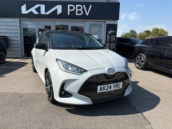 Used Toyota Yaris 2024 for sale - 79141026: Photo