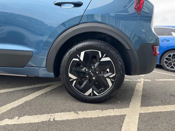Used Kia Niro 2023 for sale - 76266049: Photo 12