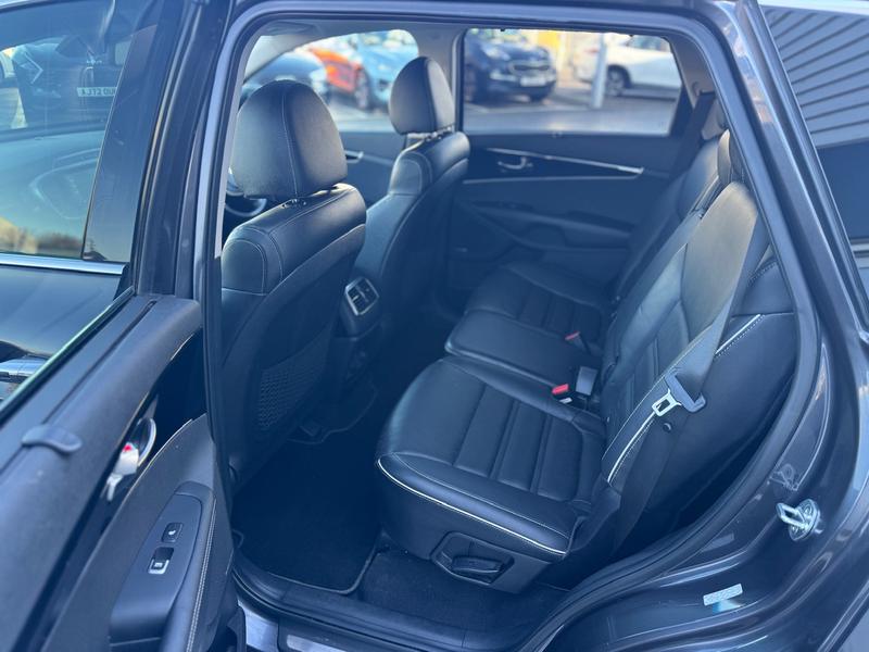 Used Kia Sorento 2019 for sale - 76653530: Photo 17