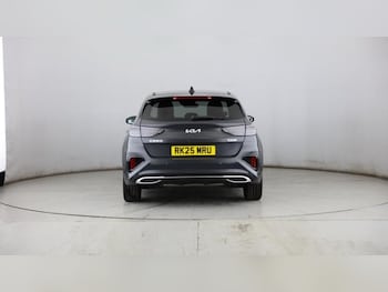 Used Kia Ceed 2025 for sale - 76391398: Photo