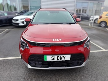 2022 - 150kW 3 65kWh 5dr Auto