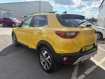 Used Kia Stonic 2023 for sale - 78942215: Photo