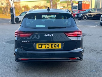 Used Kia Ceed 2023 for sale - 76895568: Photo