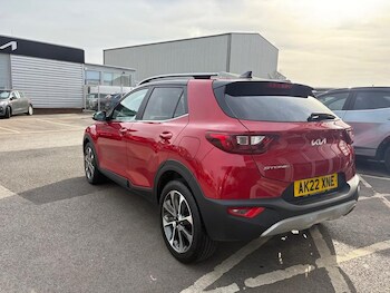 Used Kia Stonic 2022 for sale - 77791542: Photo
