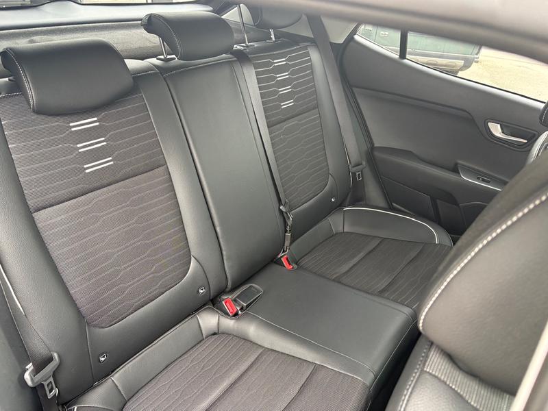 Used Kia Stonic 2023 for sale - 78131523: Photo 11