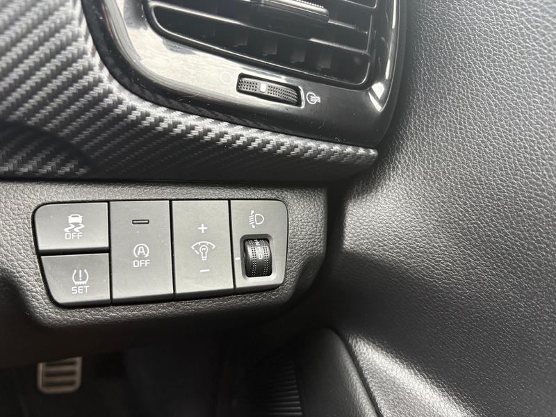 Used Kia Stonic 2023 for sale - 78131523: Photo 19