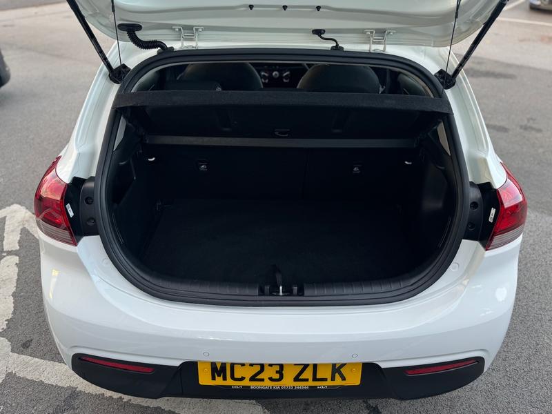 Used Kia Rio 2023 for sale - 76329721: Photo 6