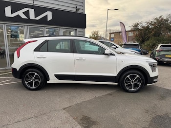 Used Kia Niro 2023 for sale - 76541396: Photo