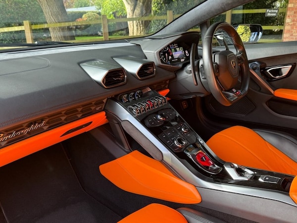 Used Lamborghini Huracan 2015 for sale - 76163051: Photo 14