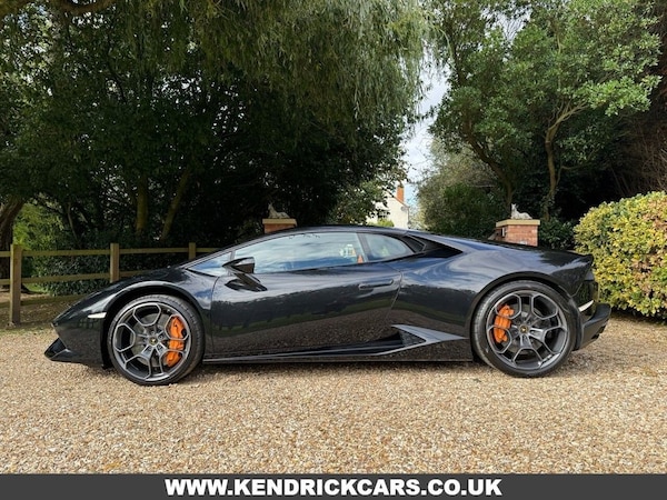 Used Lamborghini Huracan 2015 for sale - 76163051: Photo 3