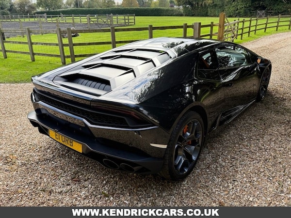 Used Lamborghini Huracan 2015 for sale - 76163051: Photo 4