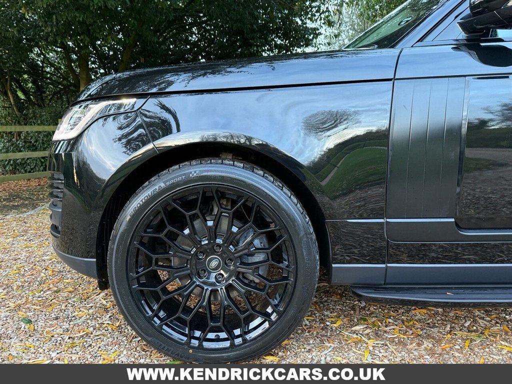 Used Land Rover Range Rover 2020 for sale - 76582182: Photo 2