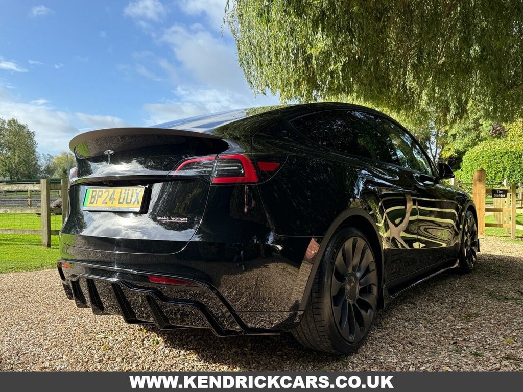 Used Tesla Model Y 2024 for sale - 76074143: Photo 3