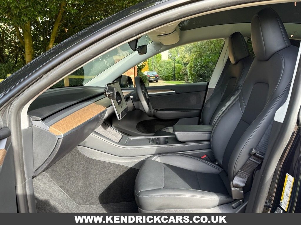 Used Tesla Model Y 2024 for sale - 76074143: Photo 7