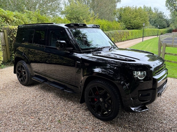 Used Land Rover Defender 2024 for sale - 76039242: Photo 10