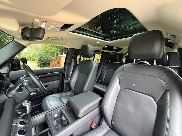 Used Land Rover Defender 2024 for sale - 76039242: Photo 13