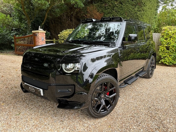 Used Land Rover Defender 2024 for sale - 76039242: Photo 17
