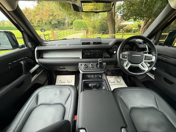 Used Land Rover Defender 2024 for sale - 76039242: Photo 30