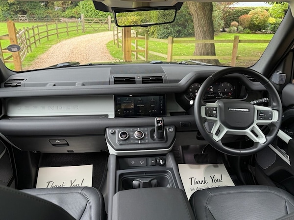 Used Land Rover Defender 2024 for sale - 76039242: Photo 31