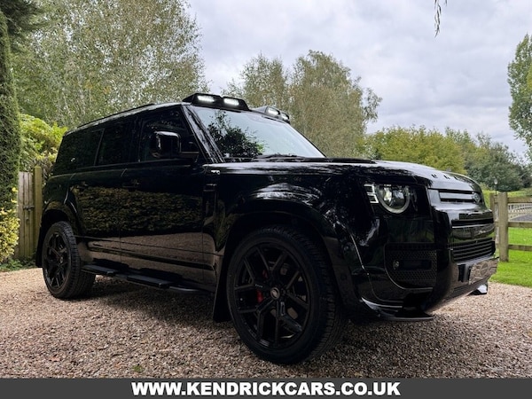 Used Land Rover Defender 2024 for sale - 76039242: Photo 5