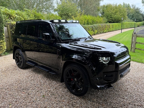 Used Land Rover Defender 2024 for sale - 76039242: Photo 9
