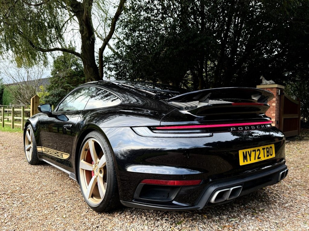 Used Porsche 911 2022 for sale - 76725040: Photo 2