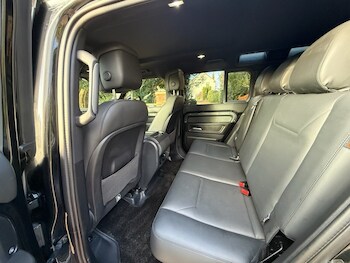 Used Land Rover Defender 2024 for sale - 76867728: Photo