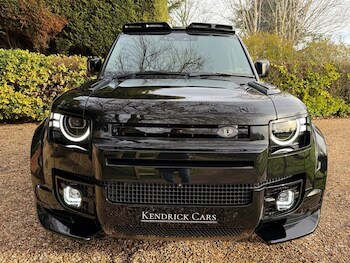 Used Land Rover Defender 110 2026 for sale - 77111086: Photo