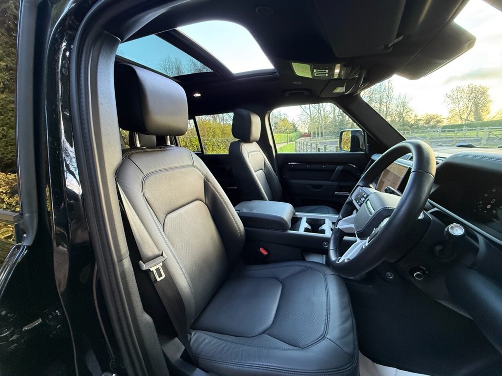 Used Land Rover Defender 2025 for sale - 76547119: Photo 12