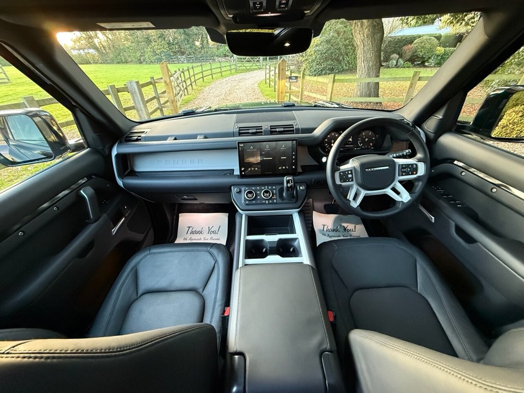 Used Land Rover Defender 2025 for sale - 76547119: Photo 14