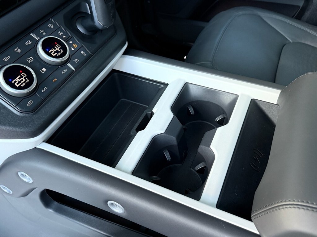 Used Land Rover Defender 2025 for sale - 76547119: Photo 19