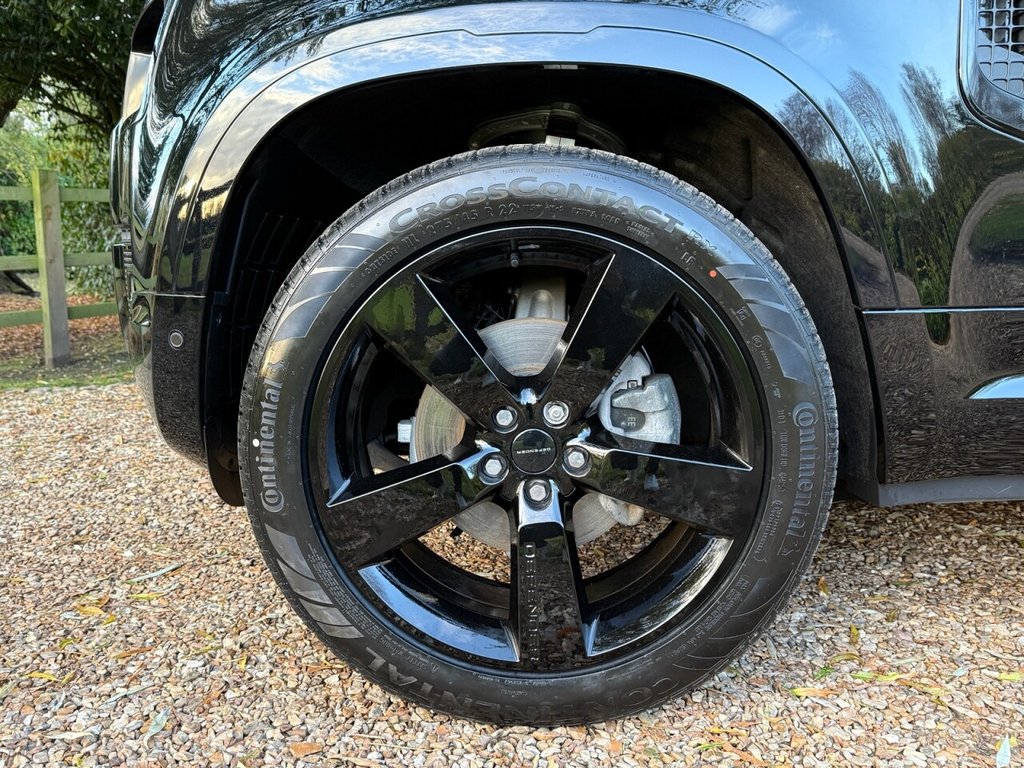 Used Land Rover Defender 2025 for sale - 76547119: Photo 25