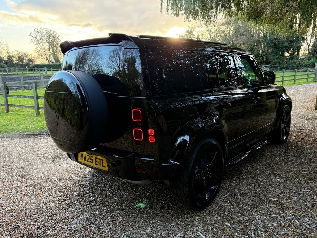 Used Land Rover Defender 2025 for sale - 76547119: Photo 30
