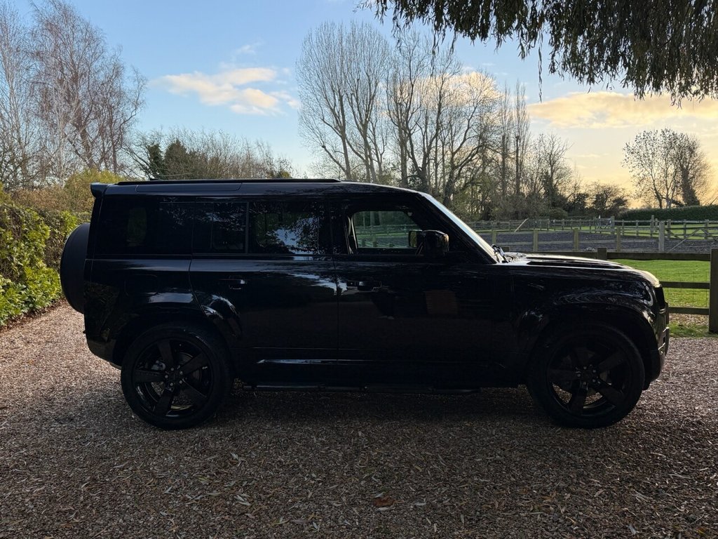 Used Land Rover Defender 2025 for sale - 76547119: Photo 36