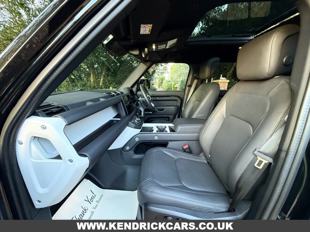 Used Land Rover Defender 2025 for sale - 76547119: Photo 7