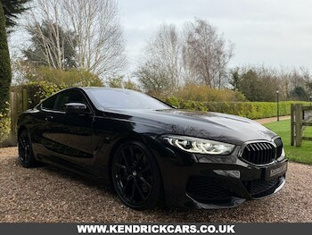 Used BMW 8 Series 2019 for sale - 77200077: Photo
