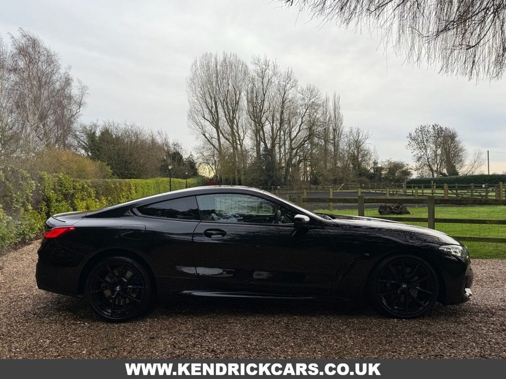 Used BMW 8 Series 2019 for sale - 77200077: Photo 7