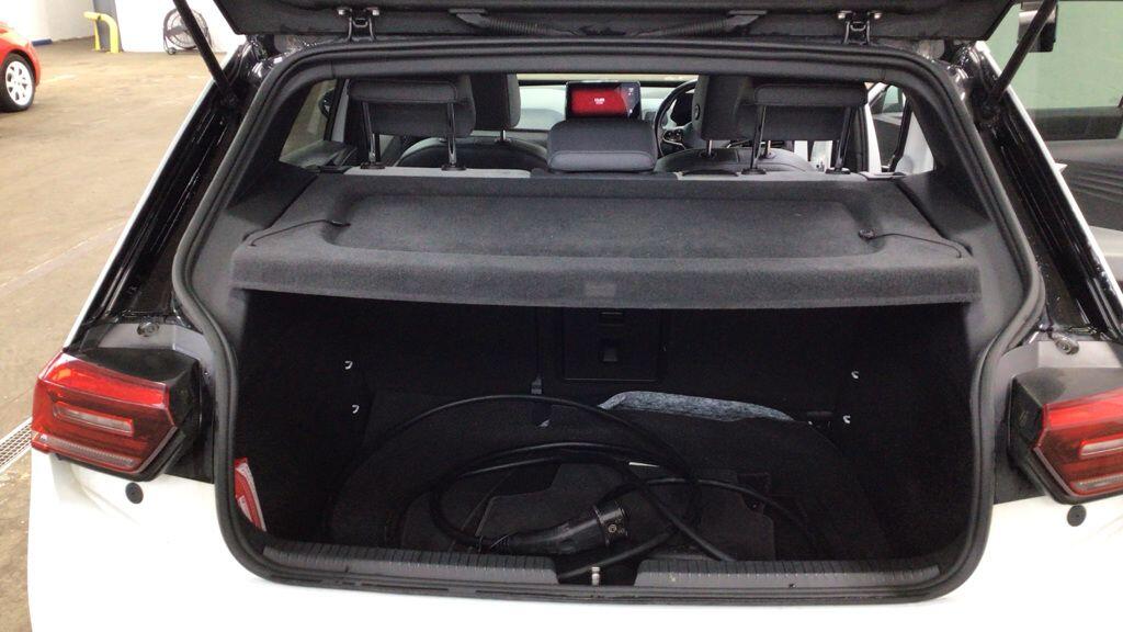 Used Volkswagen ID.3 for sale - 77824815: Photo 8