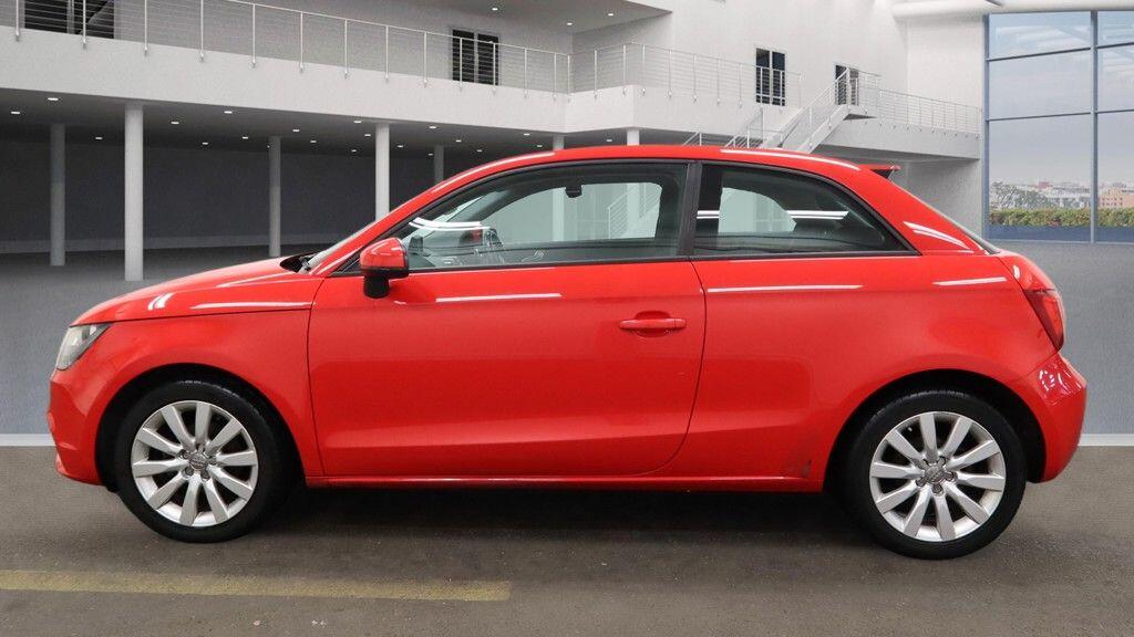 Used Audi A1 2011 for sale - 77598799: Photo 5