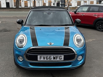 Used MINI Convertible 2017 for sale - 76936537: Photo