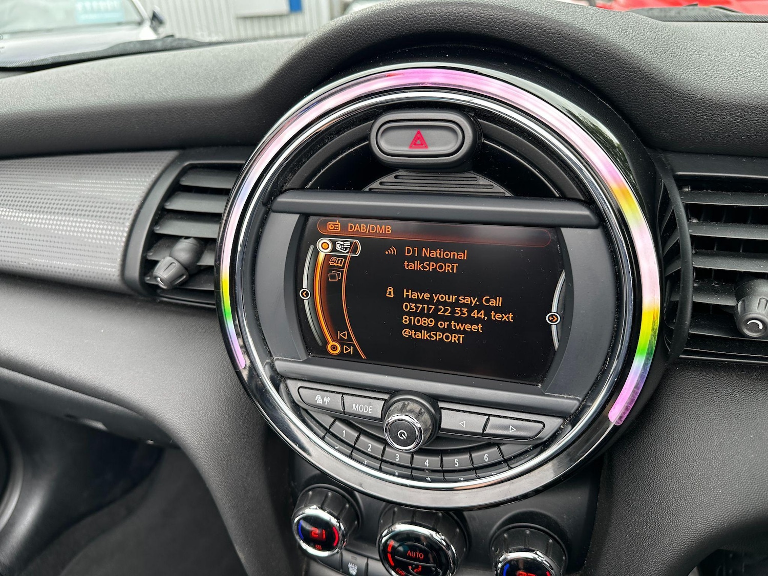 Used MINI Convertible 2017 for sale - 76936537: Photo 31